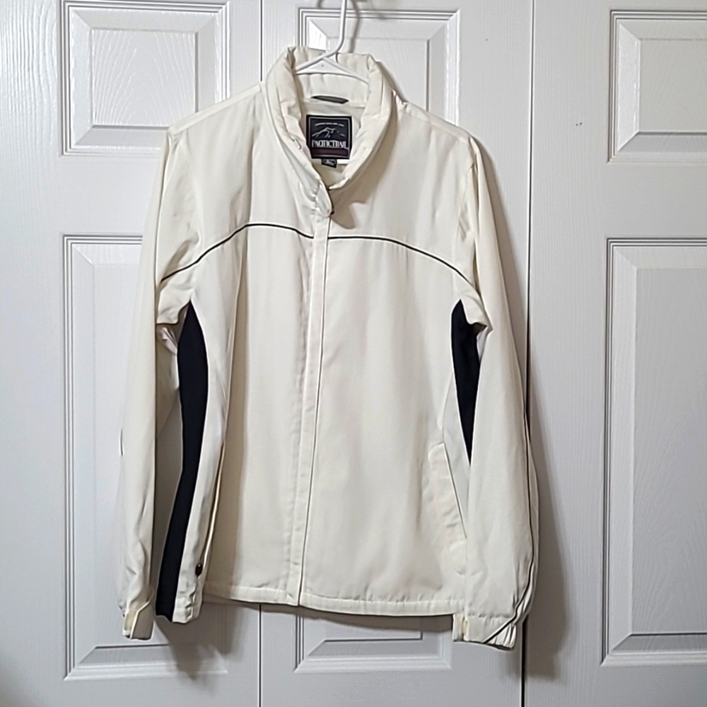 White Lightweight Hooded Jacket W/Pockets, Size Large, Excellent Condition